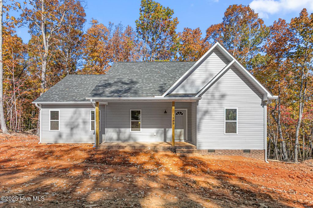 Photo of 1499 Alta Vista Lane, Graham, NC 27253 (MLS # 100539797)