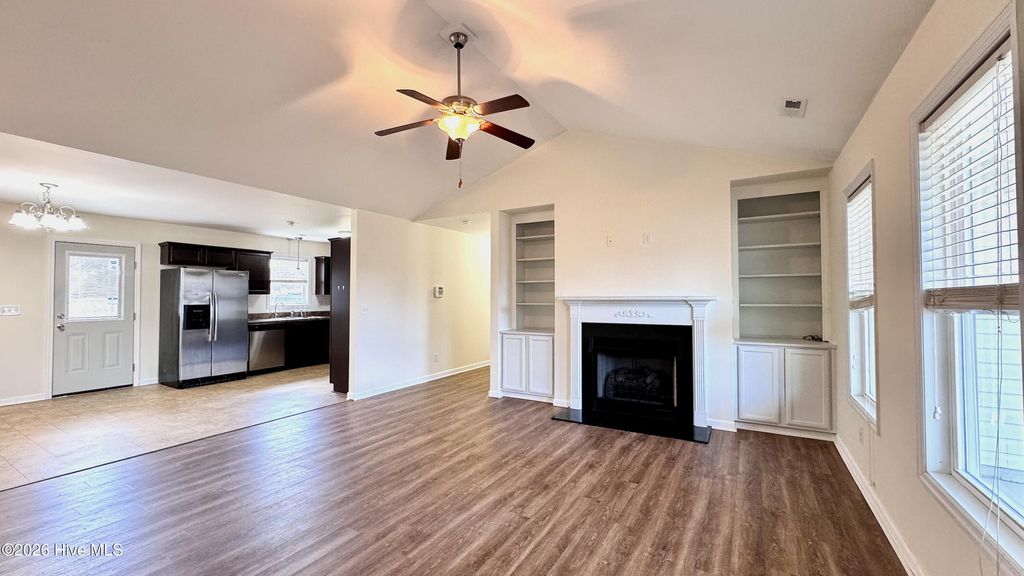 Photo of 106 Kodiak Court, Jacksonville, NC 28540 (MLS # 100561973)