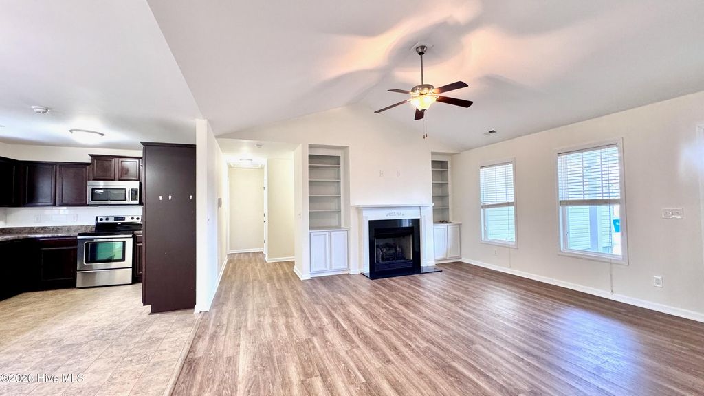 Photo of 106 Kodiak Court, Jacksonville, NC 28540 (MLS # 100561973)