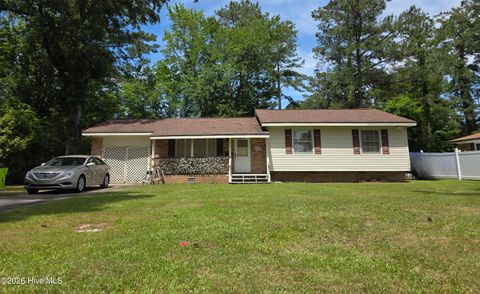 Homes For Sale - 2902 Roanoke Avenue<br/> Craven County, New Bern, NC 28562