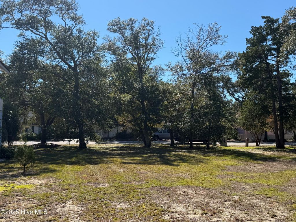 Photo of 7506 E Oak Island Drive, Oak Island, NC 28465 (MLS # 100539557)