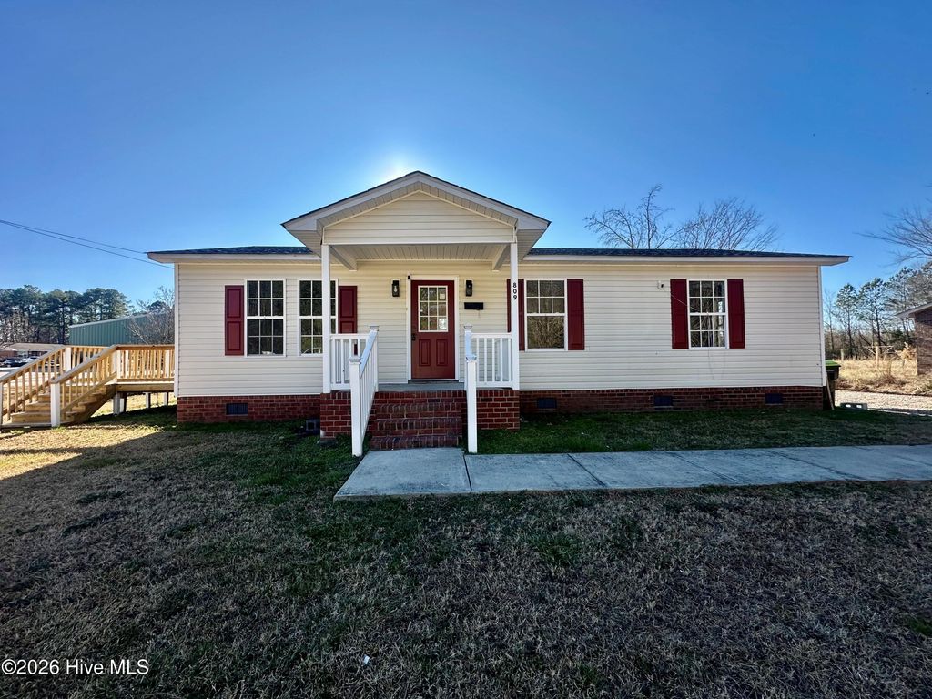 Photo of 809 1st Street E, Ahoskie, NC 27910 (MLS # 100545918)