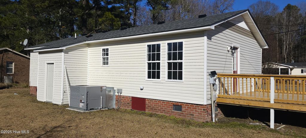 Photo of 809 1st Street E, Ahoskie, NC 27910 (MLS # 100545918)