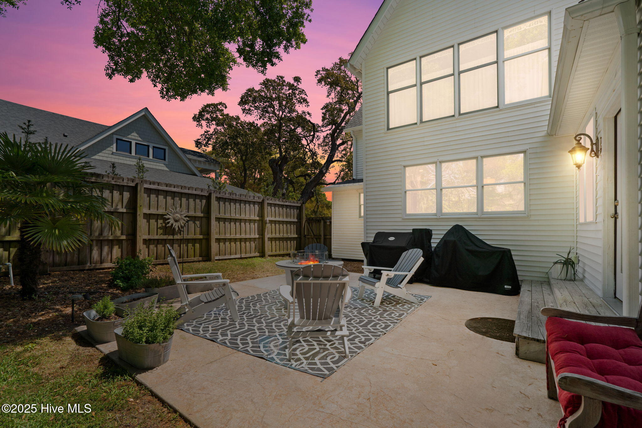 Southport, North Carolina 28461, United States, 4 Bedrooms Bedrooms, ,2 BathroomsBathrooms,Residential,Active,255907