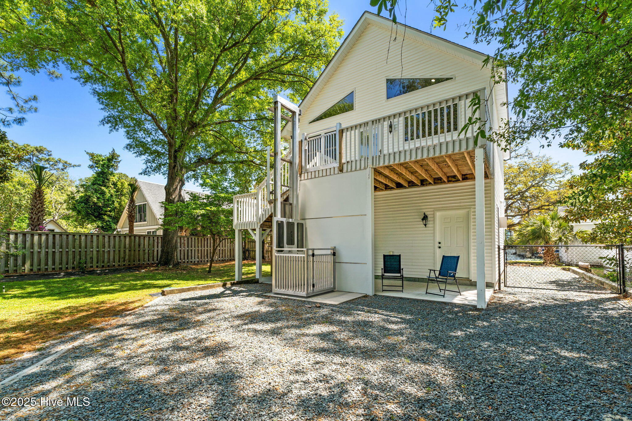 Southport, North Carolina 28461, United States, 4 Bedrooms Bedrooms, ,2 BathroomsBathrooms,Residential,Active,255907