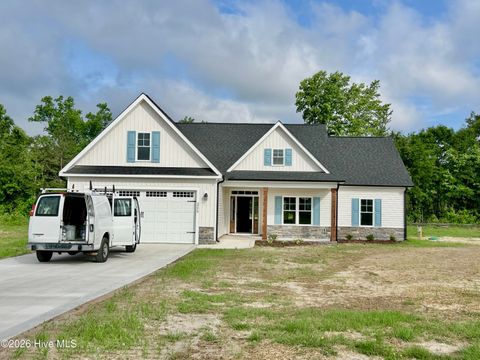 Homes For Sale - 3770 Chatsworth Drive<br/> La Grange, NC 28551
