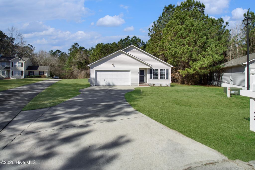 Photo of 142 Constitution Avenue, Jacksonville, NC 28540 (MLS # 100556649)