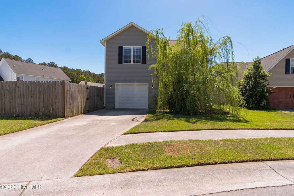 Photo of 103 Durbin Lane, Jacksonville, NC 28546 (MLS # 100569961)