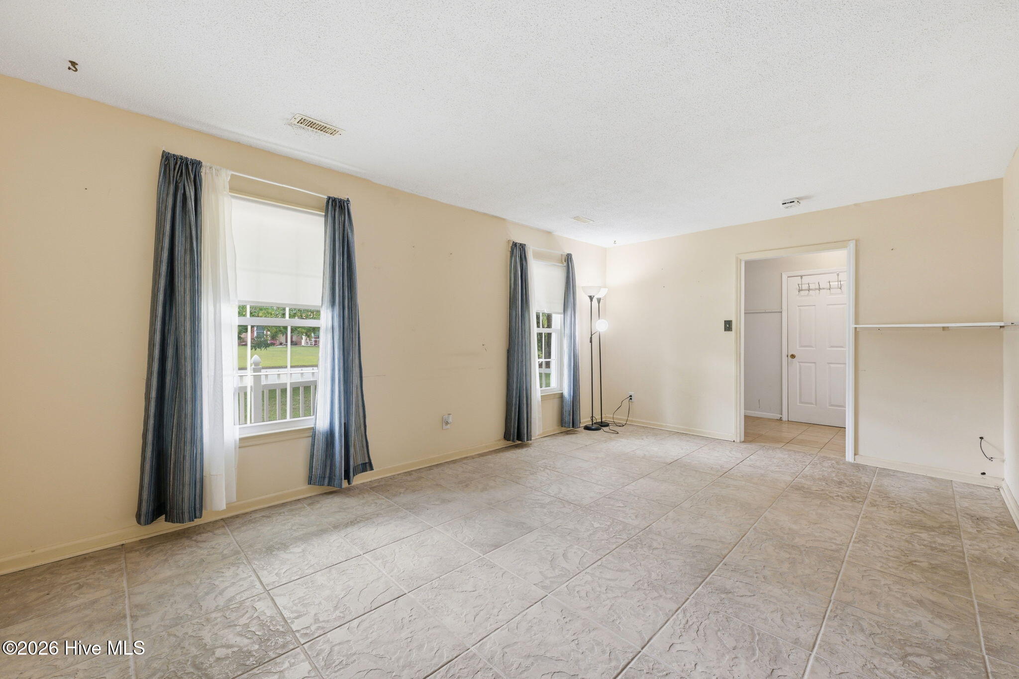 913 Colony Drive