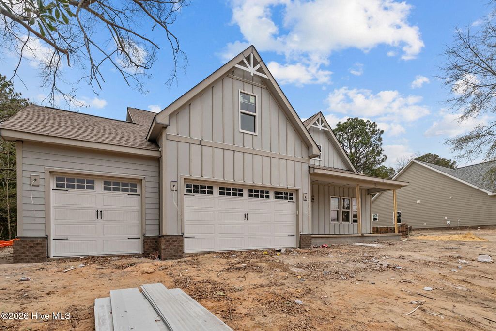 Photo of 205 Telluride Court, Aberdeen, NC 28315 (MLS # 100549516)