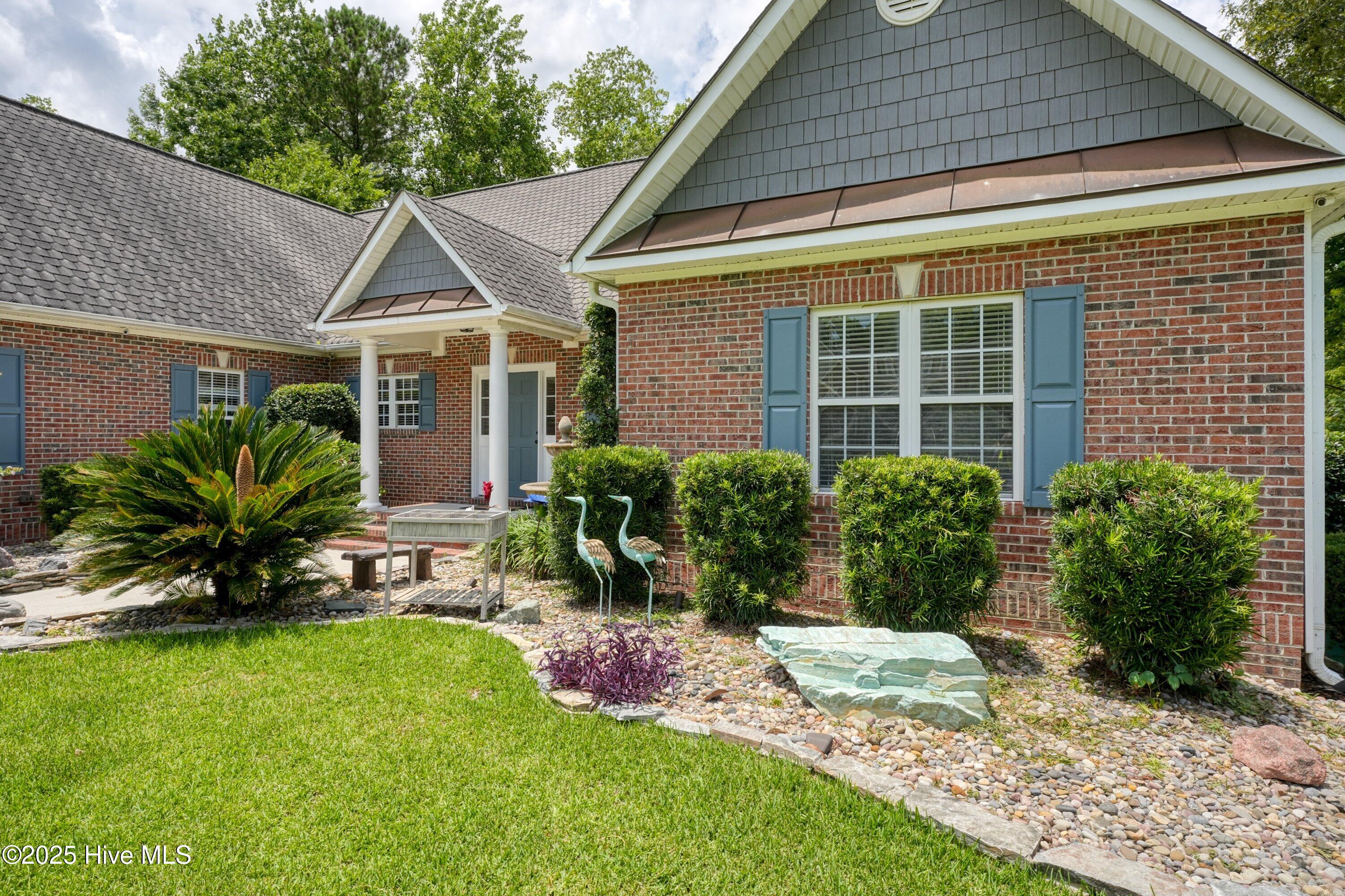 1537 Grandiflora Drive