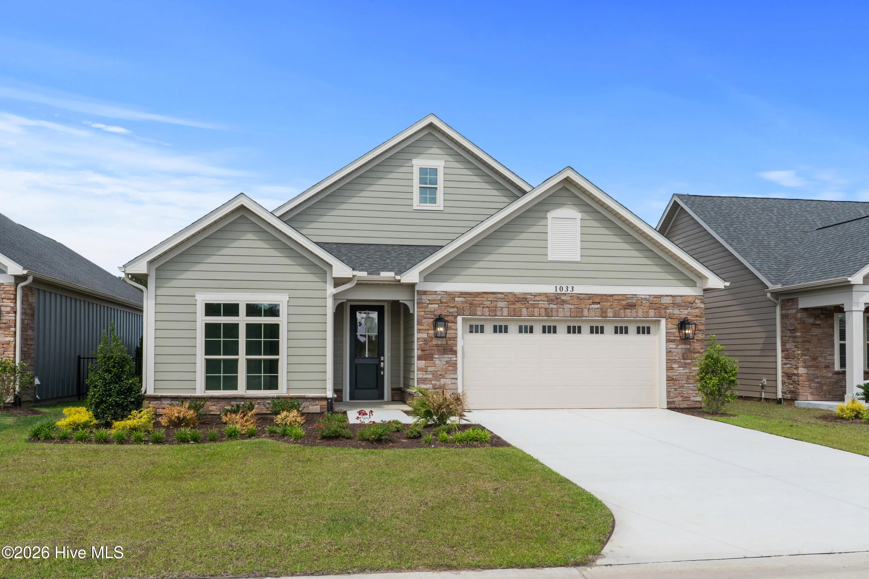 1033 Northbridge Court NW