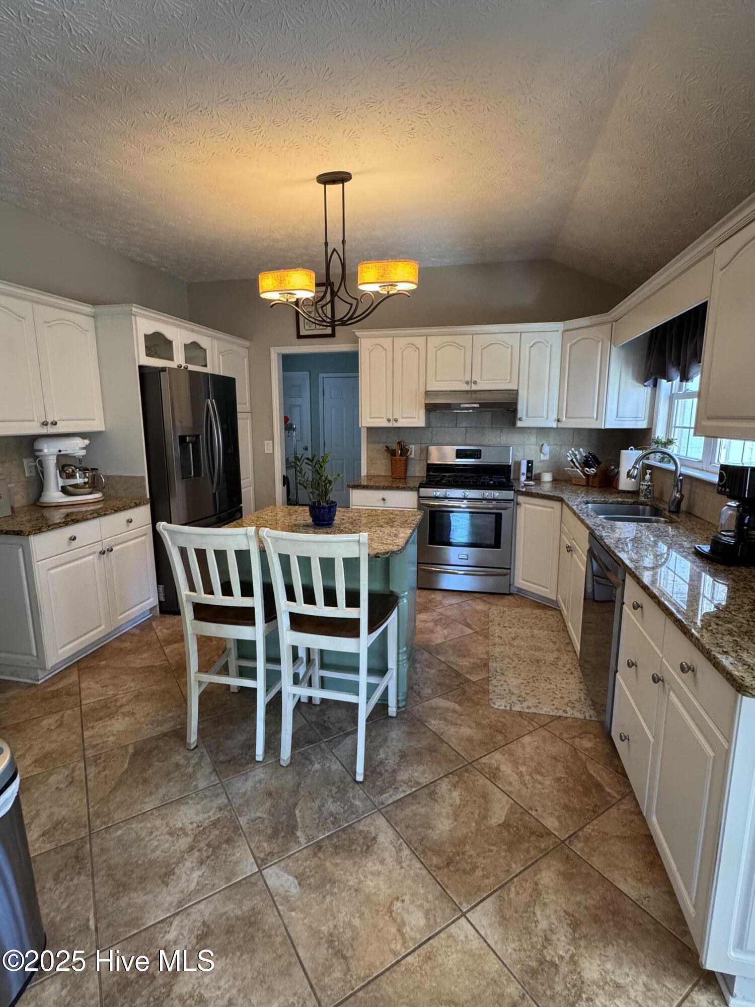 408 Seven Seas Drive