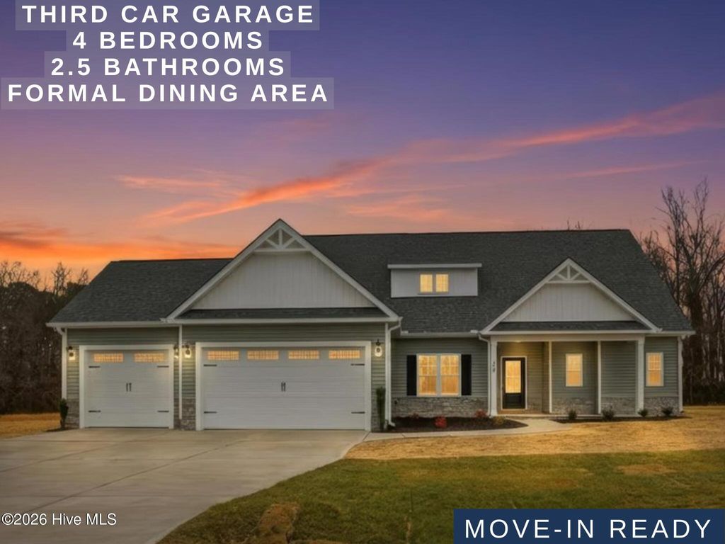 Photo of 404 Creeks Edge Drive, Pikeville, NC 27863 (MLS # 100539497)