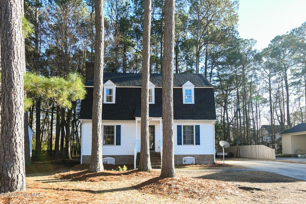 Photo of 1705 Parkway Street W, Wilson, NC 27893 (MLS # 100562191)