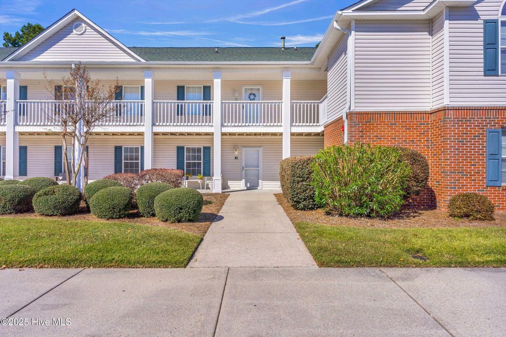 Photo of 1605 Willoughby Park Court #Unit 3, Wilmington, NC 28412 (MLS # 100539370)