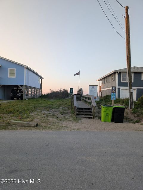 Tiny photo for 1110 N Topsail Drive N, Surf City, NC 28445 (MLS # 100587977)