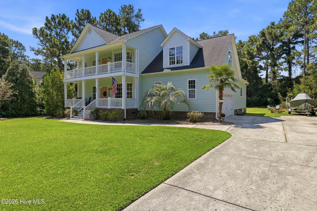 Photo of 564 Royal Tern Drive, Hampstead, NC 28443 (MLS # 100594634)