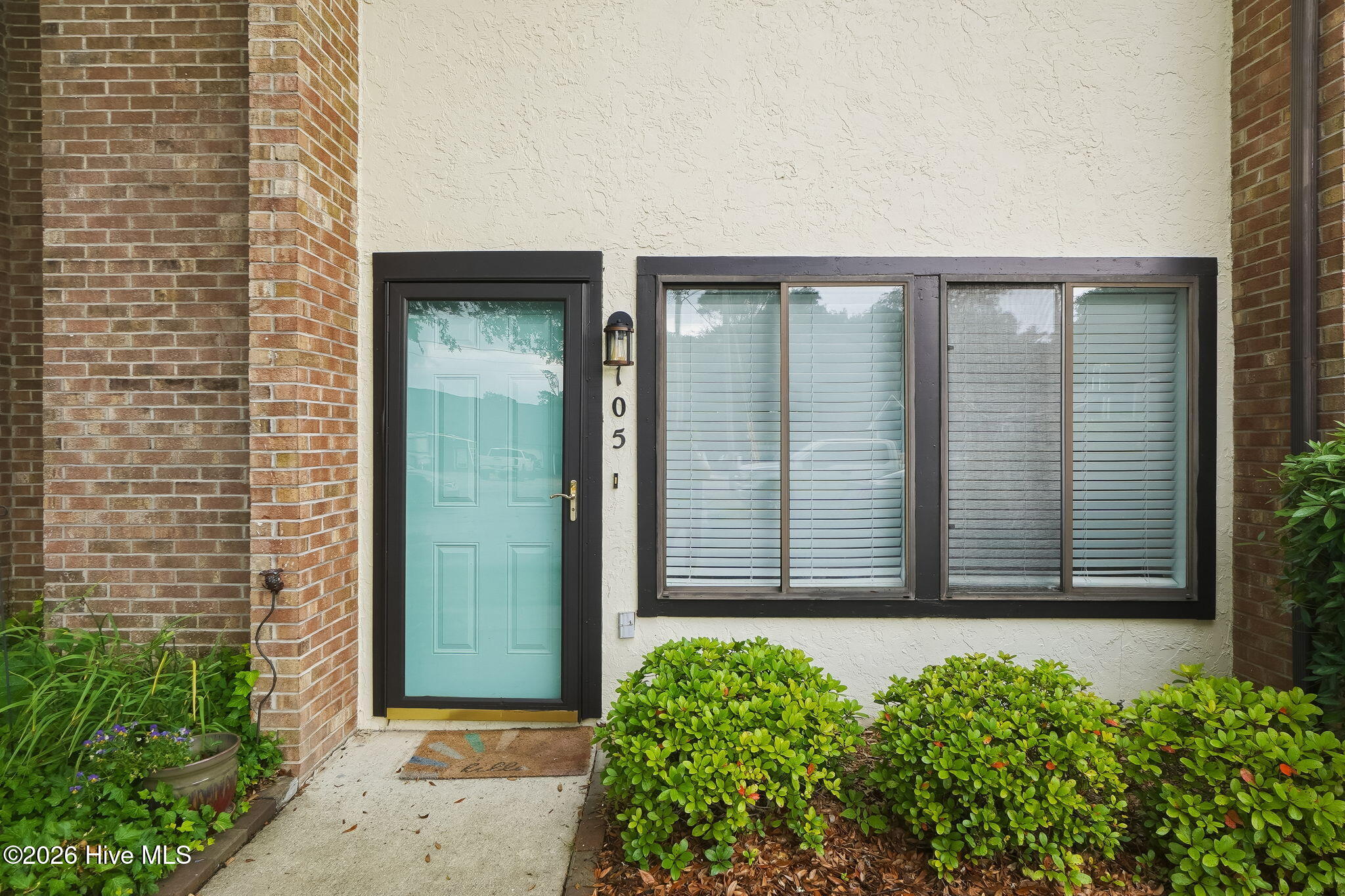 113 Bonner Avenue 105