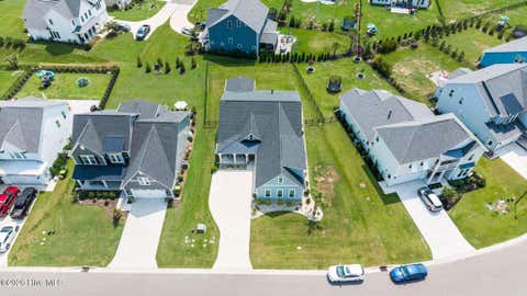 Tiny photo for 302 Sailor Sky Way, Hampstead, NC 28443 (MLS # 100592184)