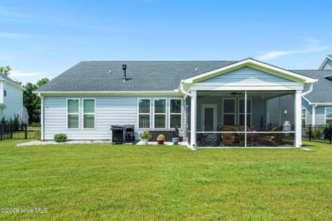 Tiny photo for 302 Sailor Sky Way, Hampstead, NC 28443 (MLS # 100592184)