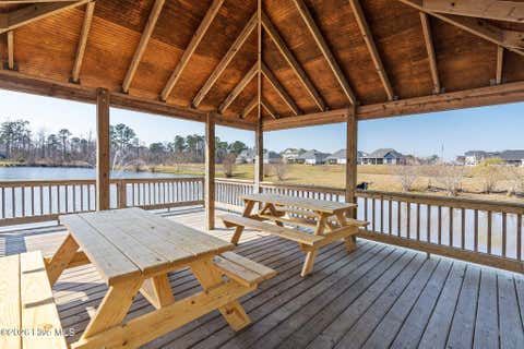 Tiny photo for 302 Sailor Sky Way, Hampstead, NC 28443 (MLS # 100592184)