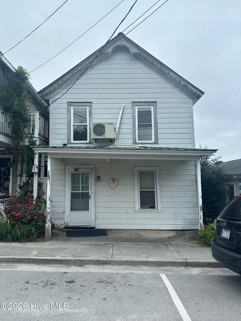 Photo of 135 Front Street, Swansboro, NC 28584 (MLS # 100606289)