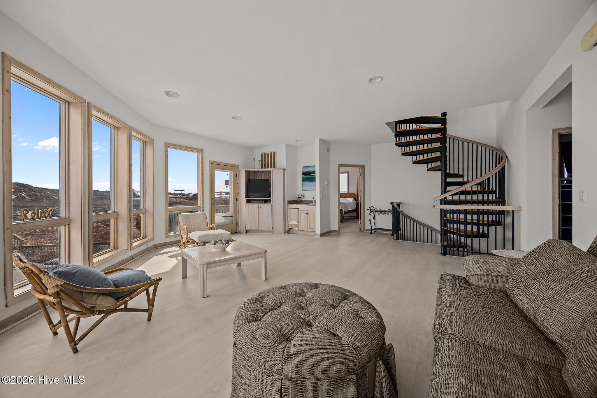 2223 Sandfiddler Road