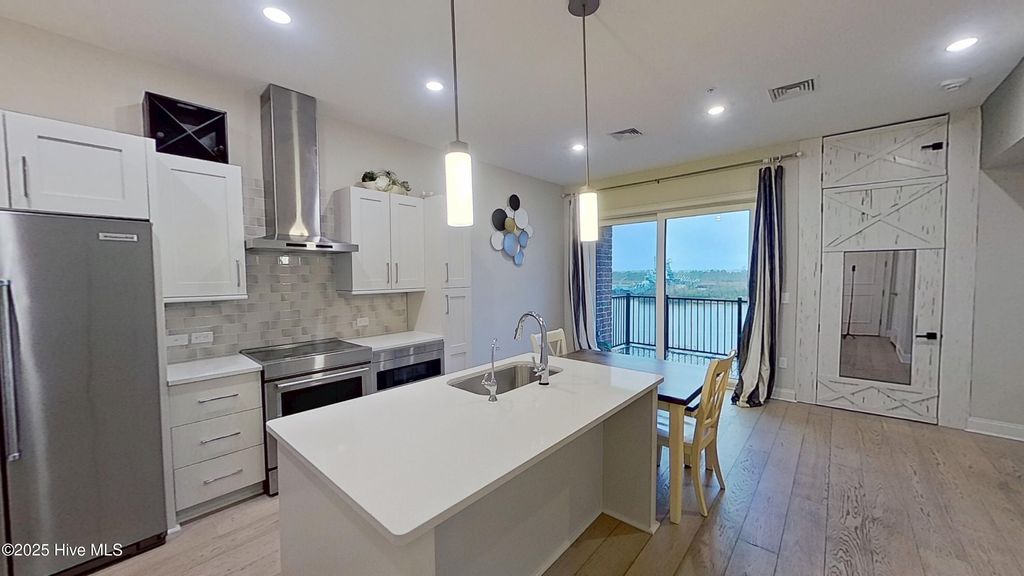 Photo of 10 Grace Street #Apt 605, Wilmington, NC 28401 (MLS # 100544606)