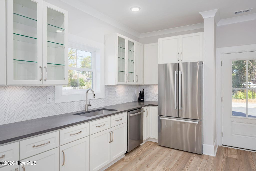 Photo of 110 Seagate Place, Wilmington, NC 28403 (MLS # 100560234)