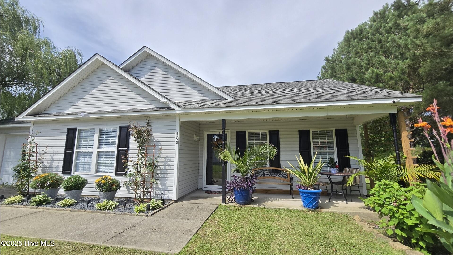 108 Willowbend Drive