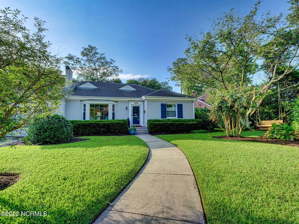 Photo of 309 Stradleigh Road, Wilmington, NC 28403 (MLS # 100558476)