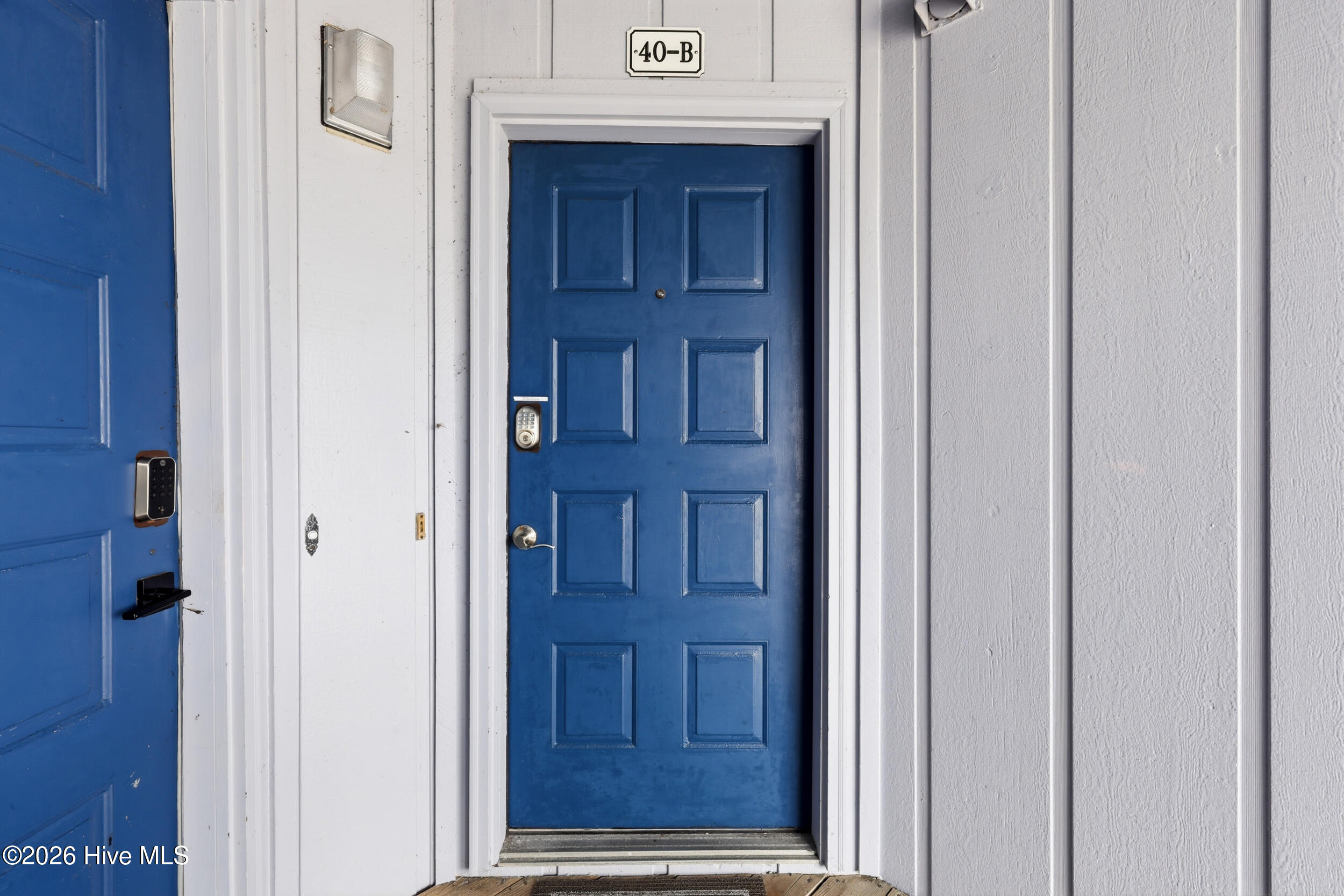 1311 S Lake Park Boulevard 40b