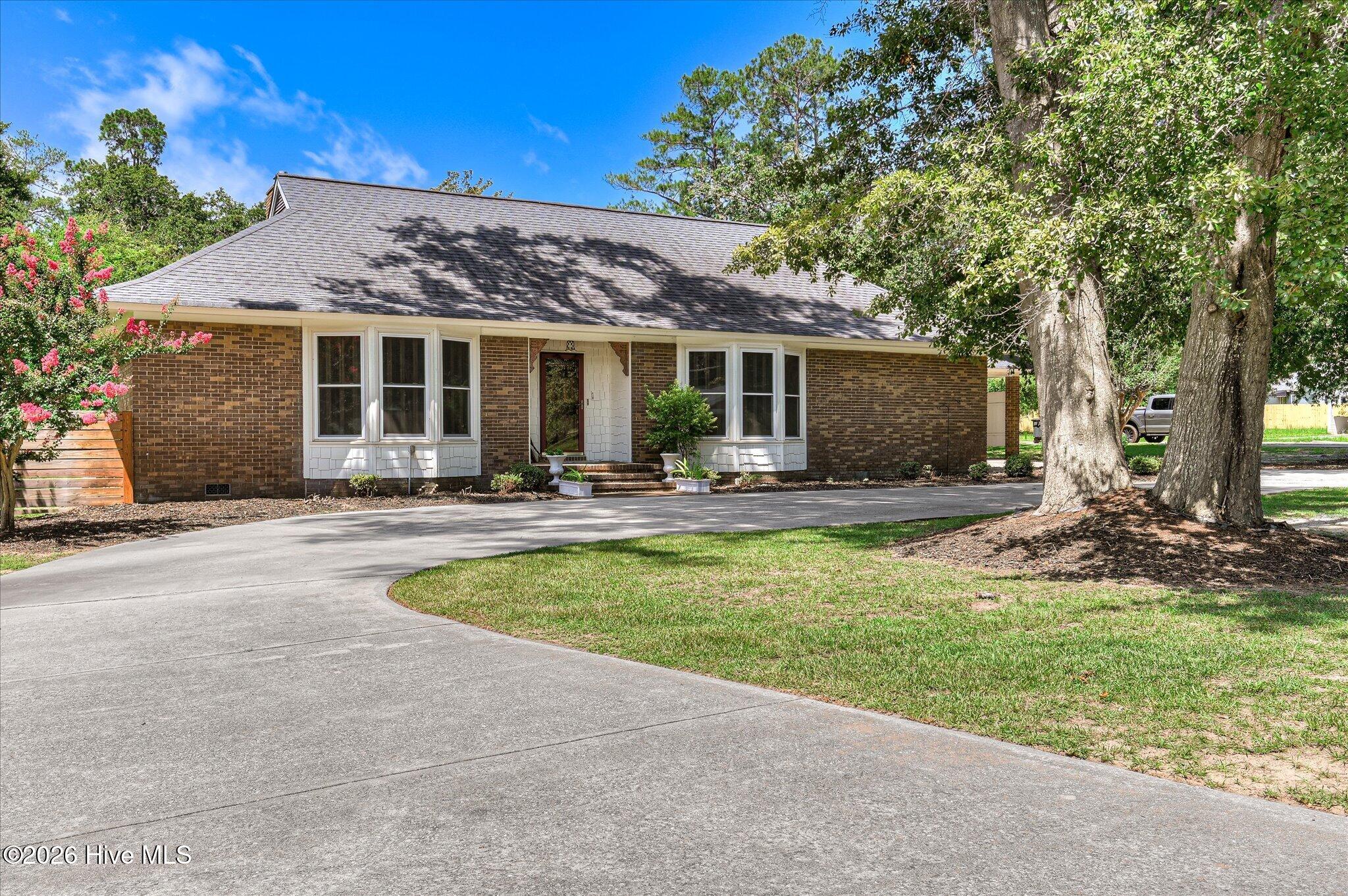 415 Victory Drive