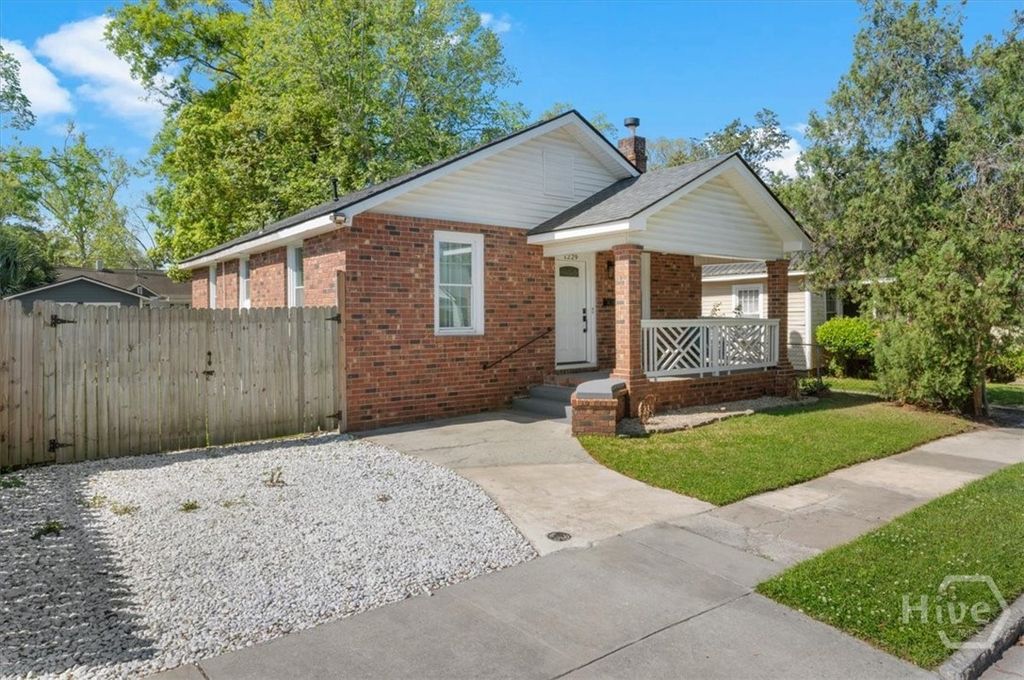 Photo of 1229 E 40th Street, Savannah, GA 31404 (MLS # SA356360)