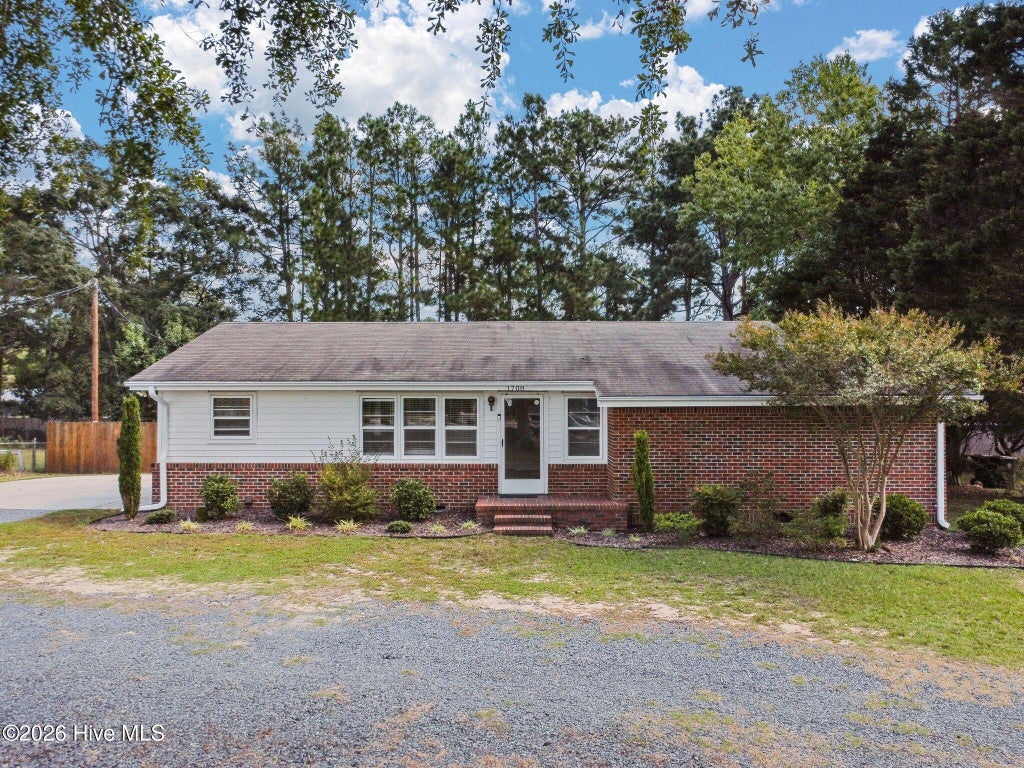 Photo of 1708 N Poplar Street, Aberdeen, NC 28315 (MLS # 100603490)