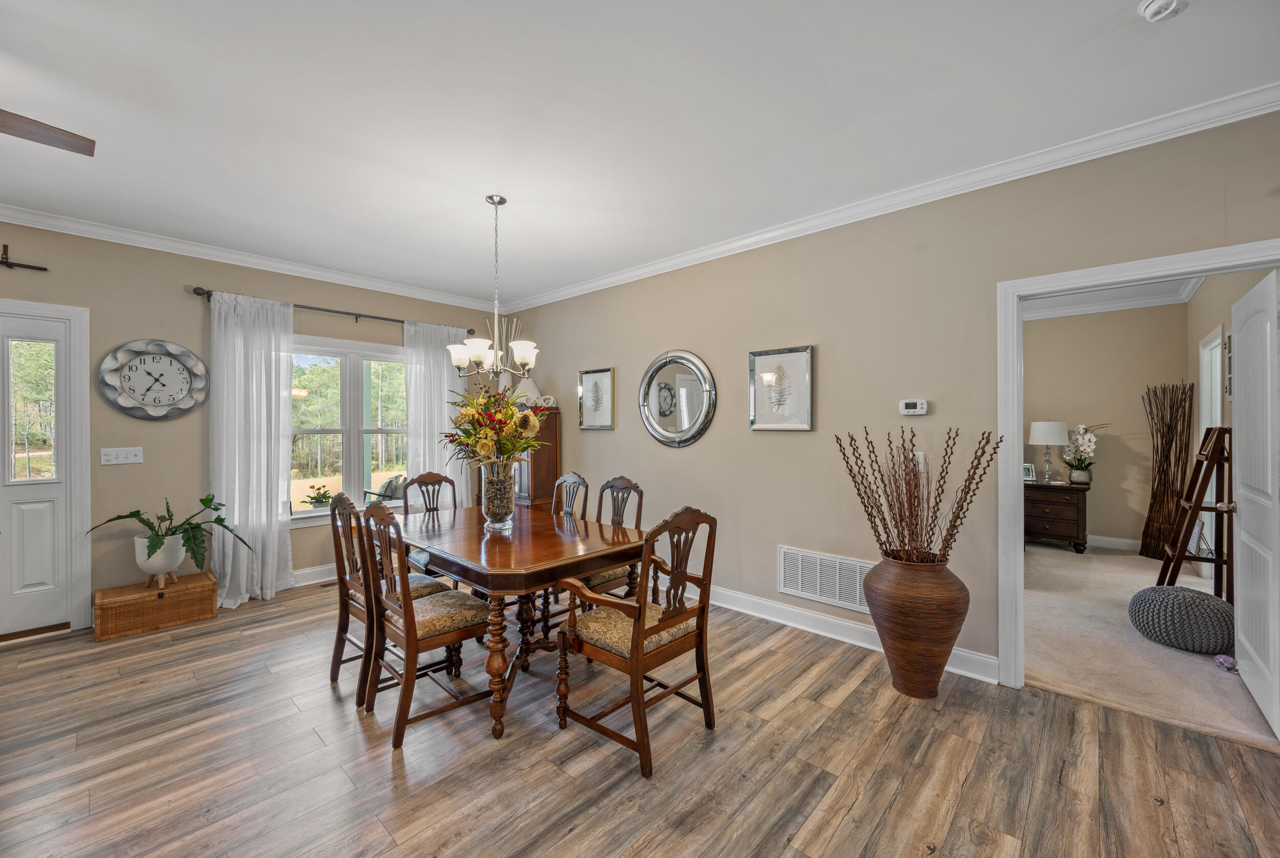 2229 Andrews Circle