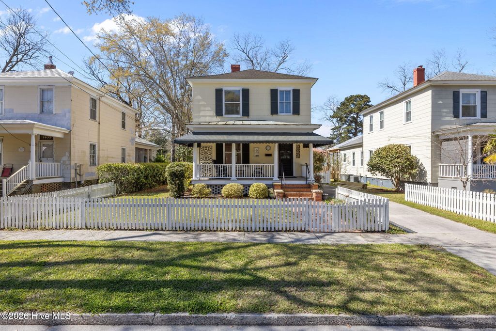 Photo of 1407 N Pasteur Street, New Bern, NC 28560 (MLS # 100562074)