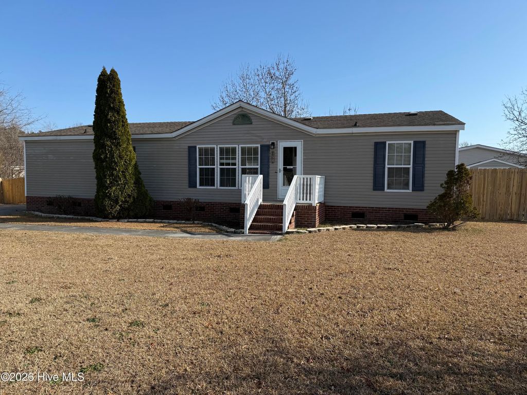 Photo of 139 Macdonald Boulevard, Havelock, NC 28532 (MLS # 100548894)