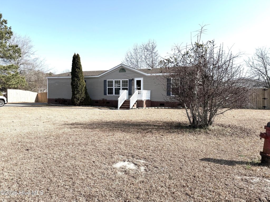 Photo of 139 Macdonald Boulevard, Havelock, NC 28532 (MLS # 100548894)