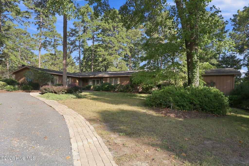 Photo of 115 Florence Drive, Pinehurst, NC 28374 (MLS # 100610512)