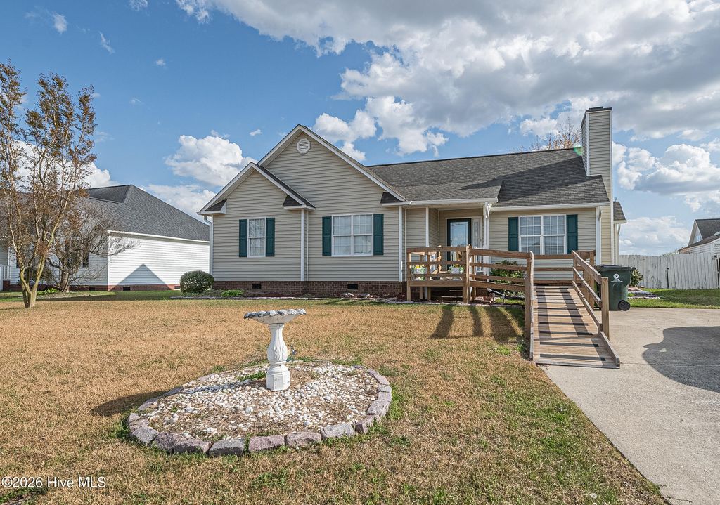Photo of 720 E Main Street, Winterville, NC 28590 (MLS # 100564980)
