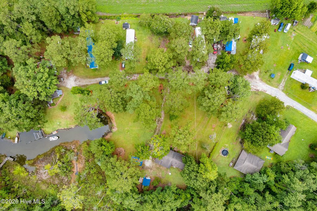 Photo of 130 Holiday Lane, Oriental, NC 28571 (MLS # 100568638)