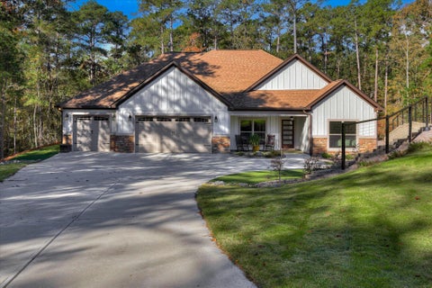 Homes For Sale - 212 Pirates Cove<br/> McCormick, SC 29835