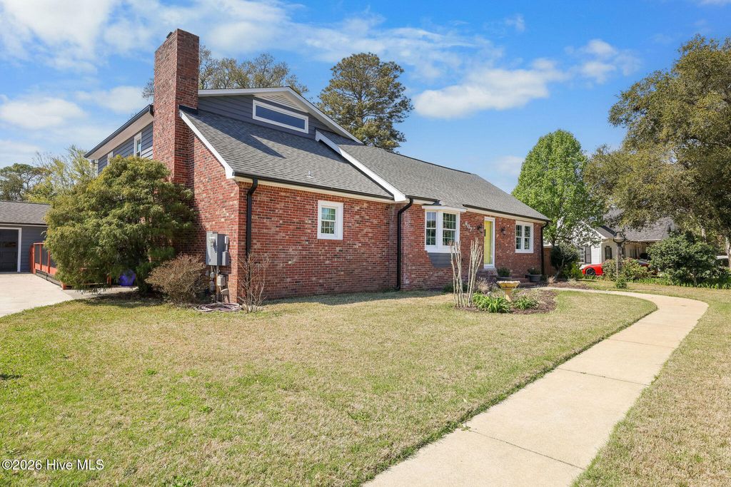 Photo of 607 Cape Fear Boulevard, Carolina Beach, NC 28428 (MLS # 100557788)