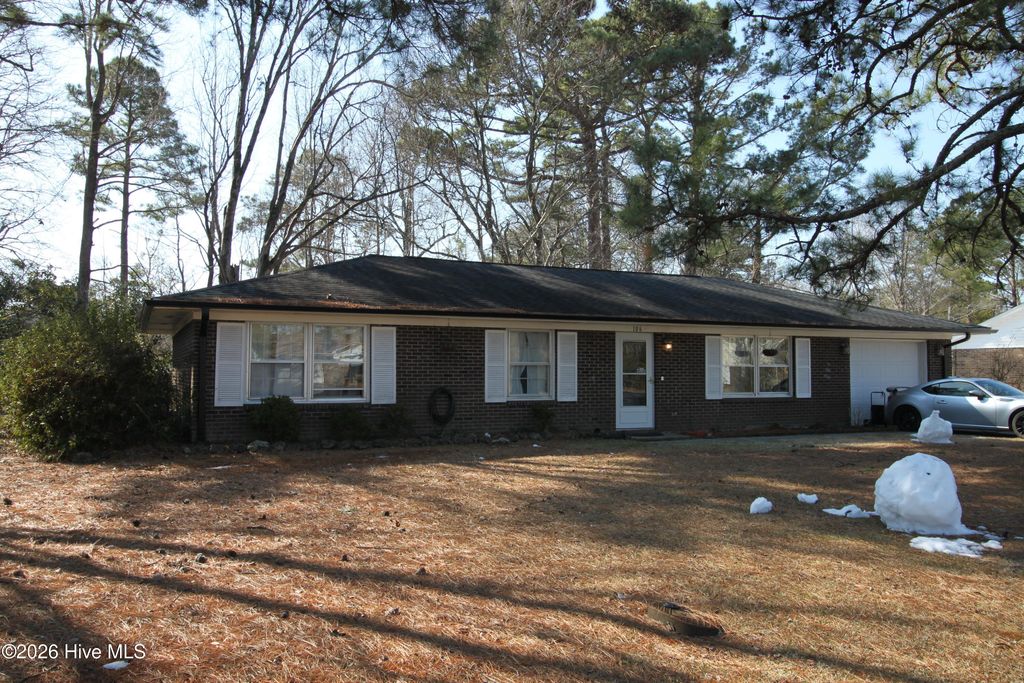 Photo of 106 Glen Drive, Havelock, NC 28532 (MLS # 100554432)