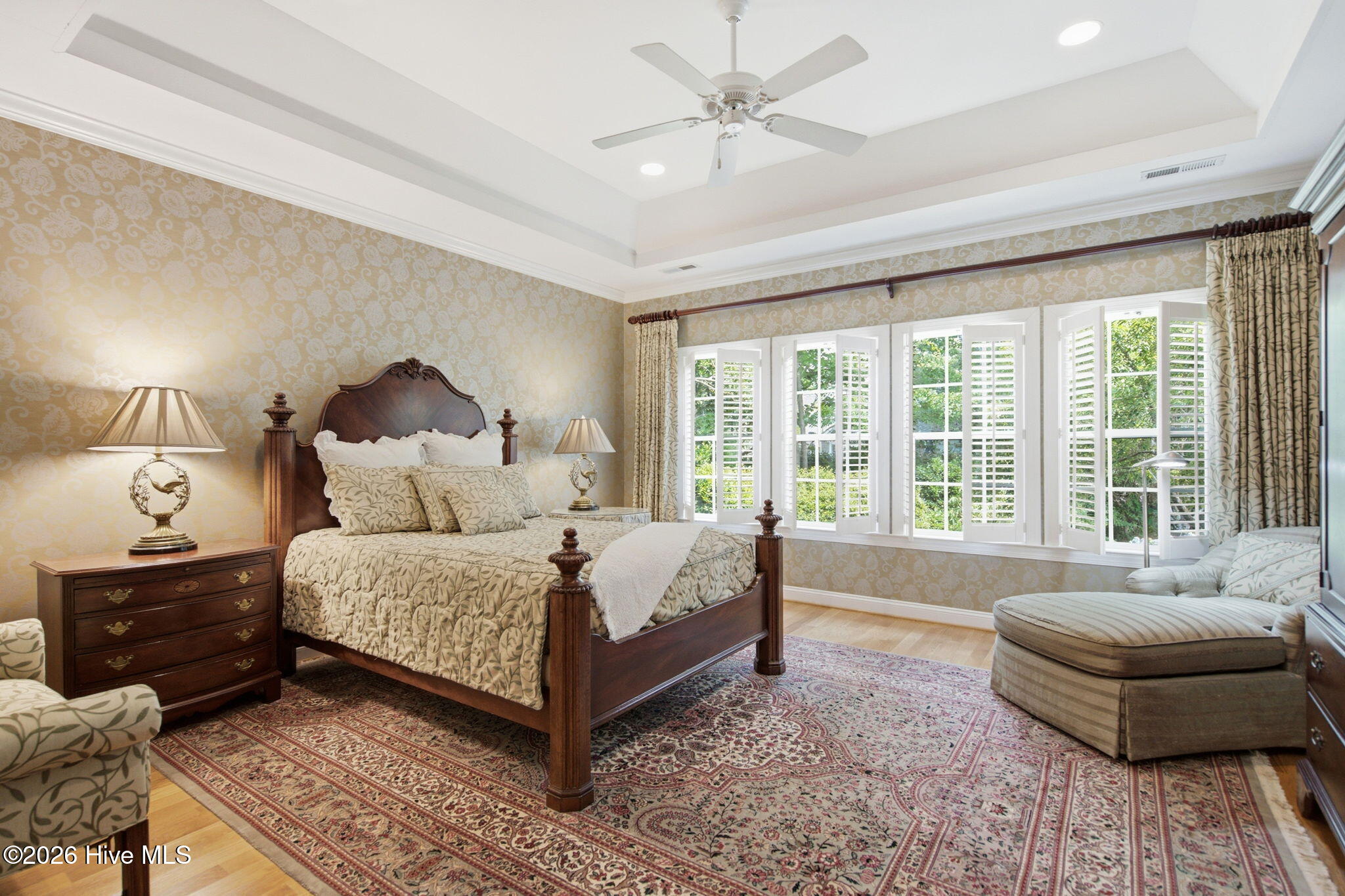 Welcome to 2118 Bay Colony Lane, an elegant 1.5-story brick veneer hom – image 19