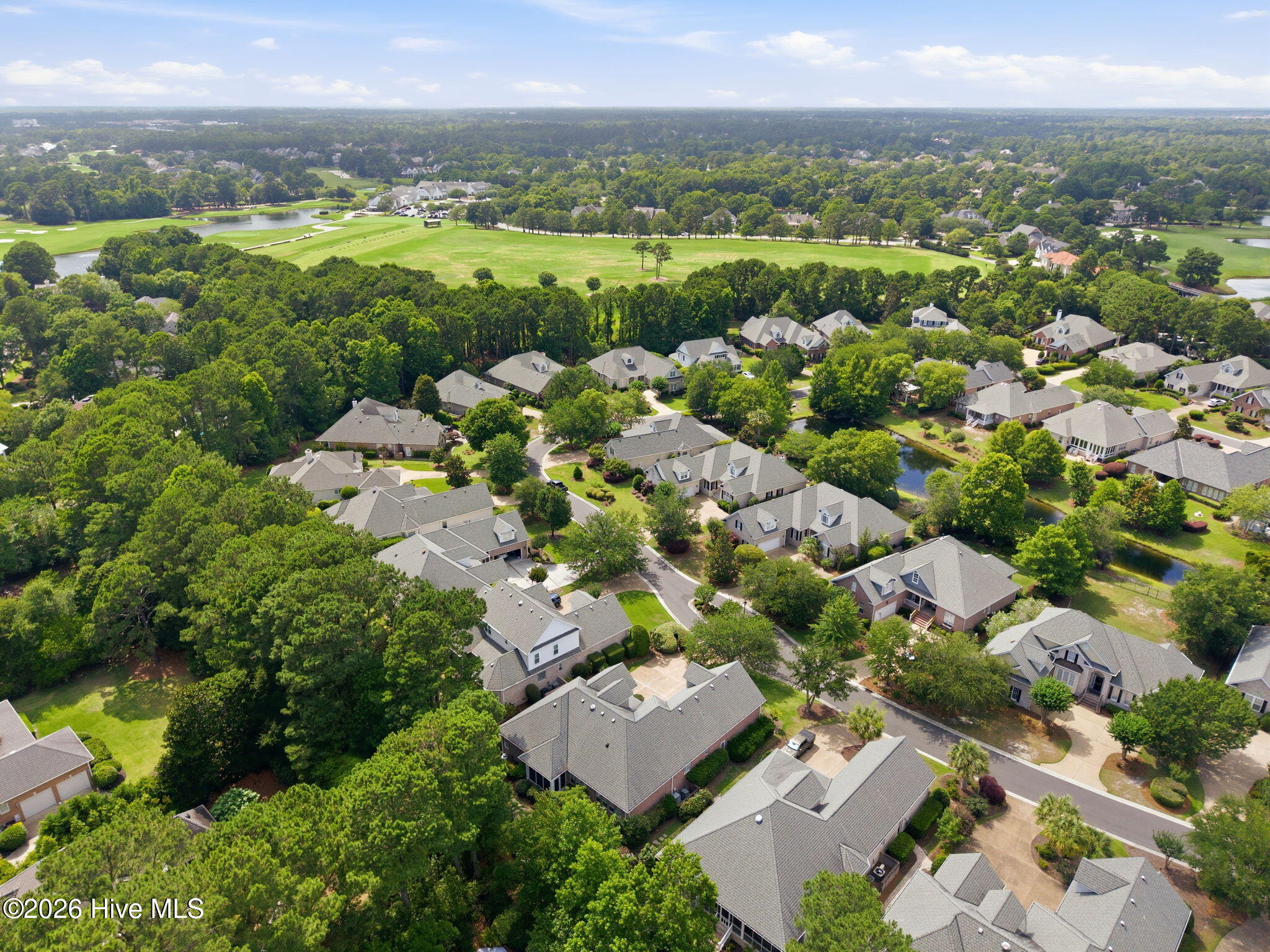 Welcome to 2118 Bay Colony Lane, an elegant 1.5-story brick veneer hom – image 51