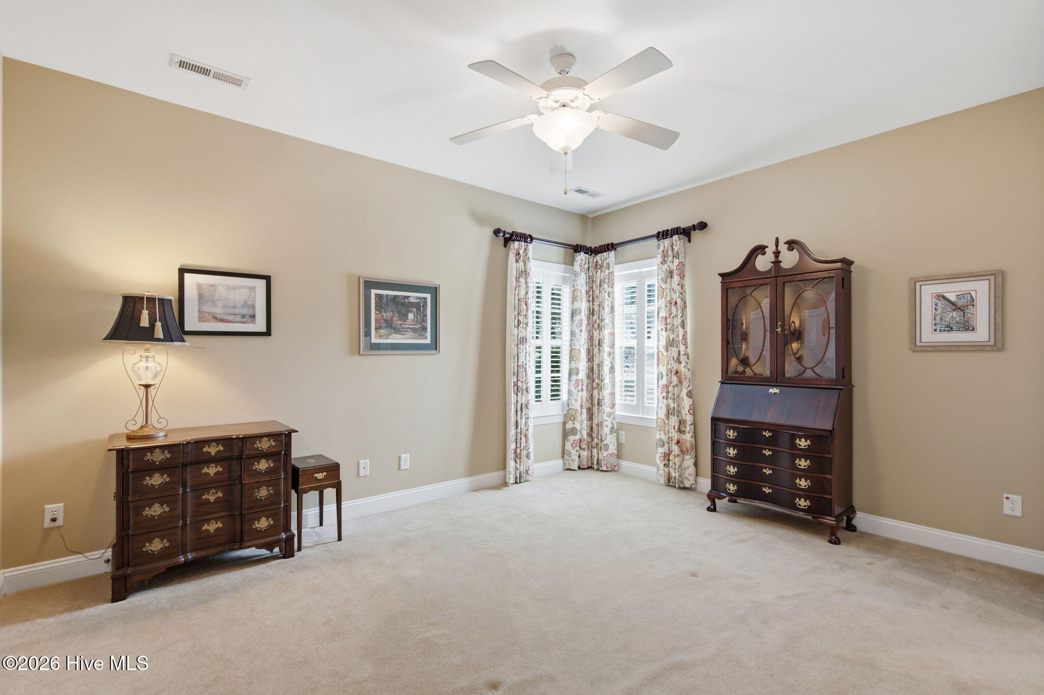 Welcome to 2118 Bay Colony Lane, an elegant 1.5-story brick veneer hom – image 31