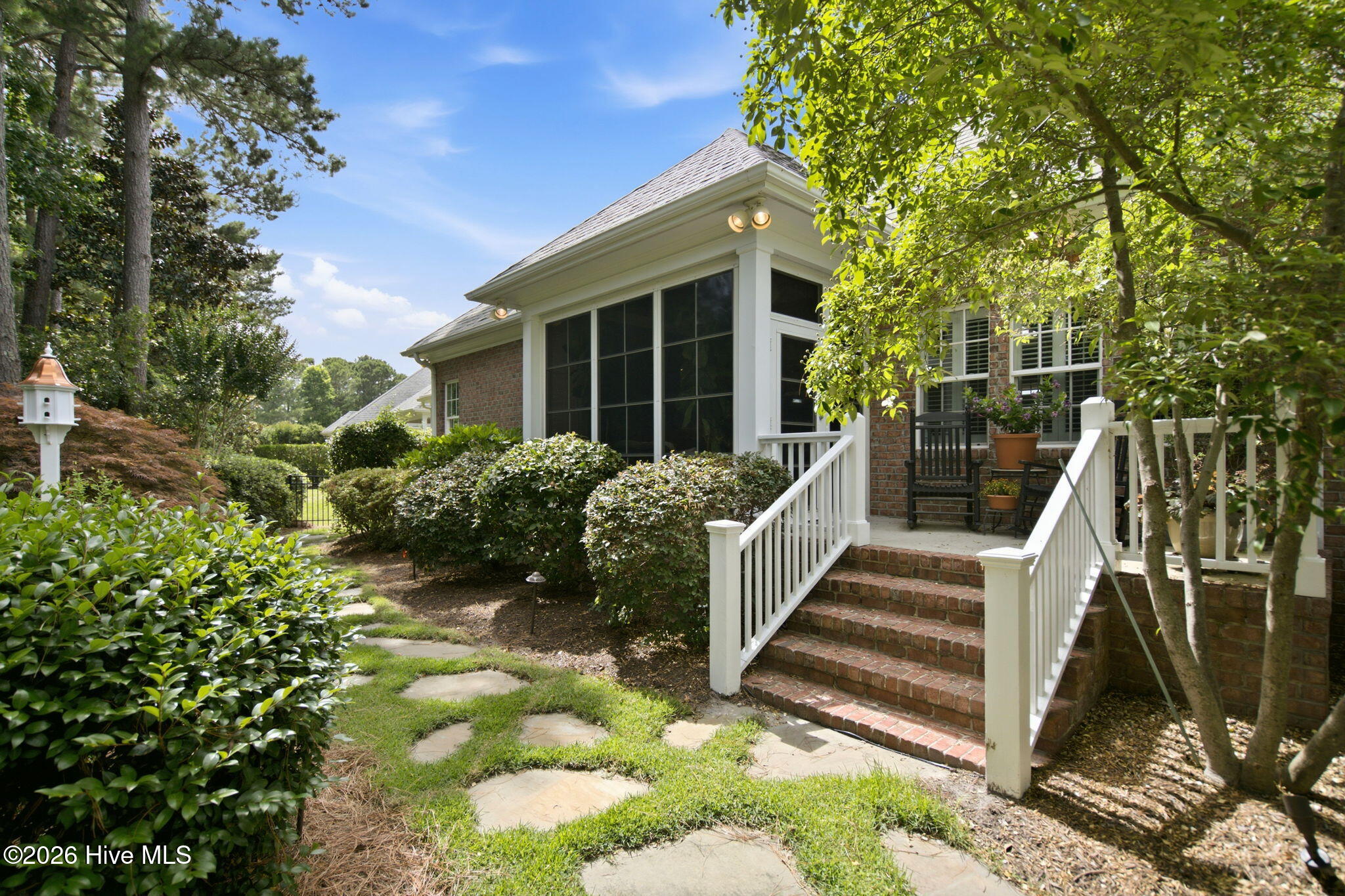 Welcome to 2118 Bay Colony Lane, an elegant 1.5-story brick veneer hom – image 47